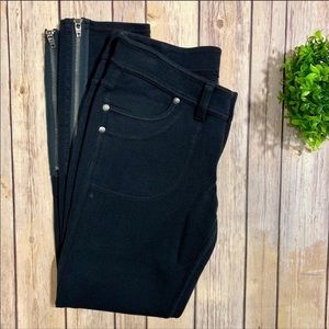 Athleta | Slim Fit Trek Jegging Pants